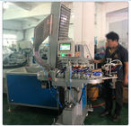 5-7Bar 30mm प्लास्टिक कैप प्रिंटिंग मशीन ऑटो फीडिंग 4 कलर पैड प्रिंटिंग मशीन